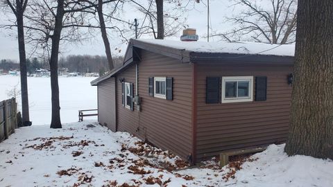 Tiny photo for 1361 N Crooked Lake Drive, Garfield Township, MI 48632 (MLS # 79080065997)