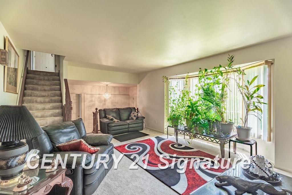 6358 Covered Wagons Trail