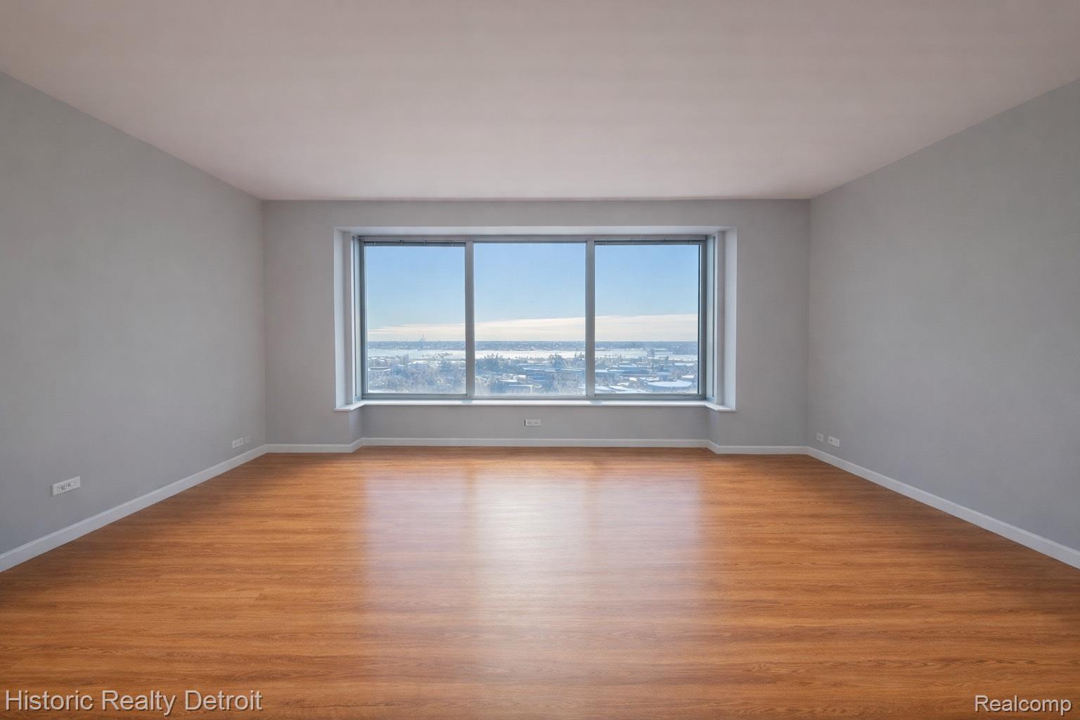 1300 E LAFAYETTE Street 905