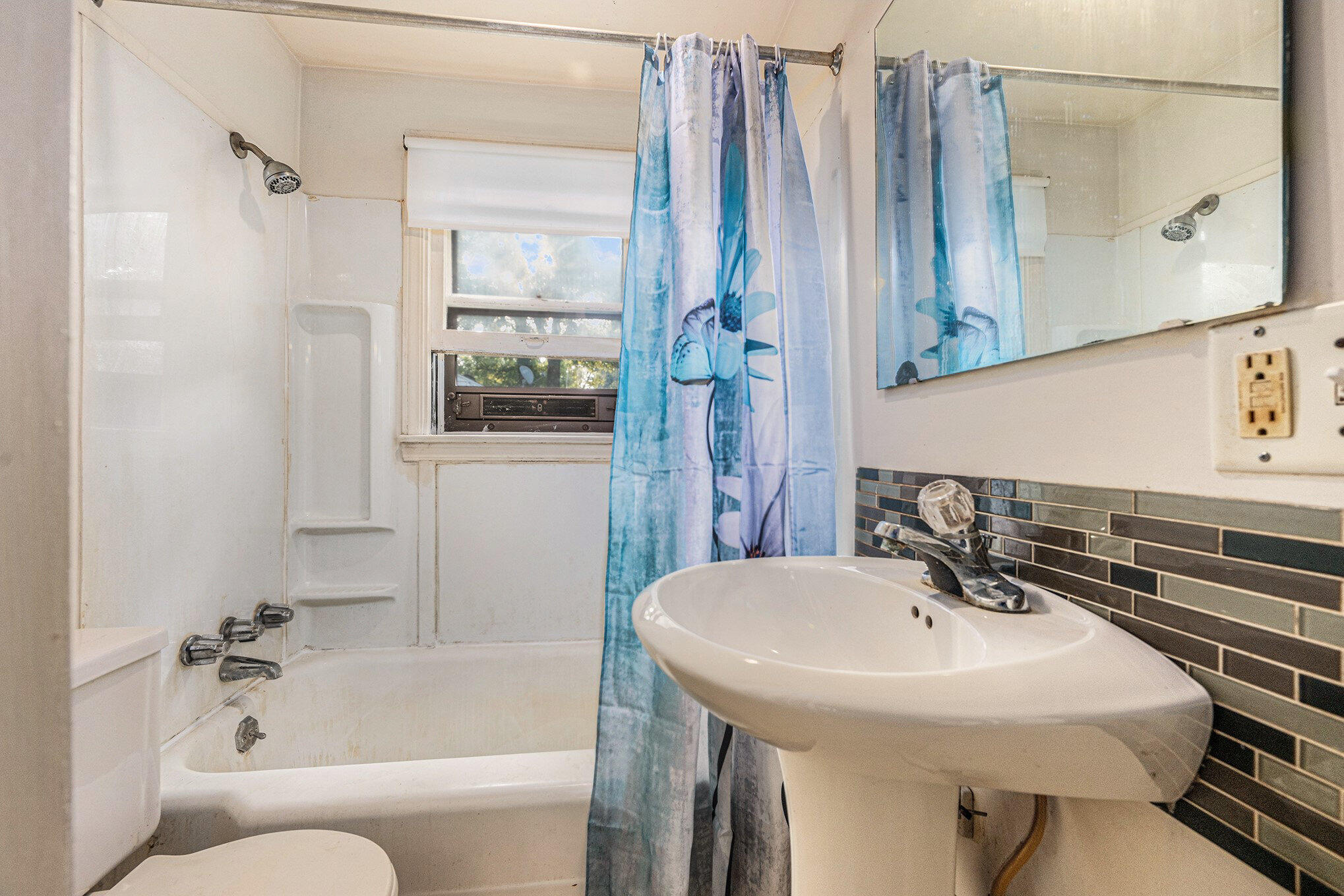 Kalamazoo Charter Township, Michigan 49048, United States, 2 Bedrooms Bedrooms, ,1 BathroomBathrooms,Residential,Active,187176