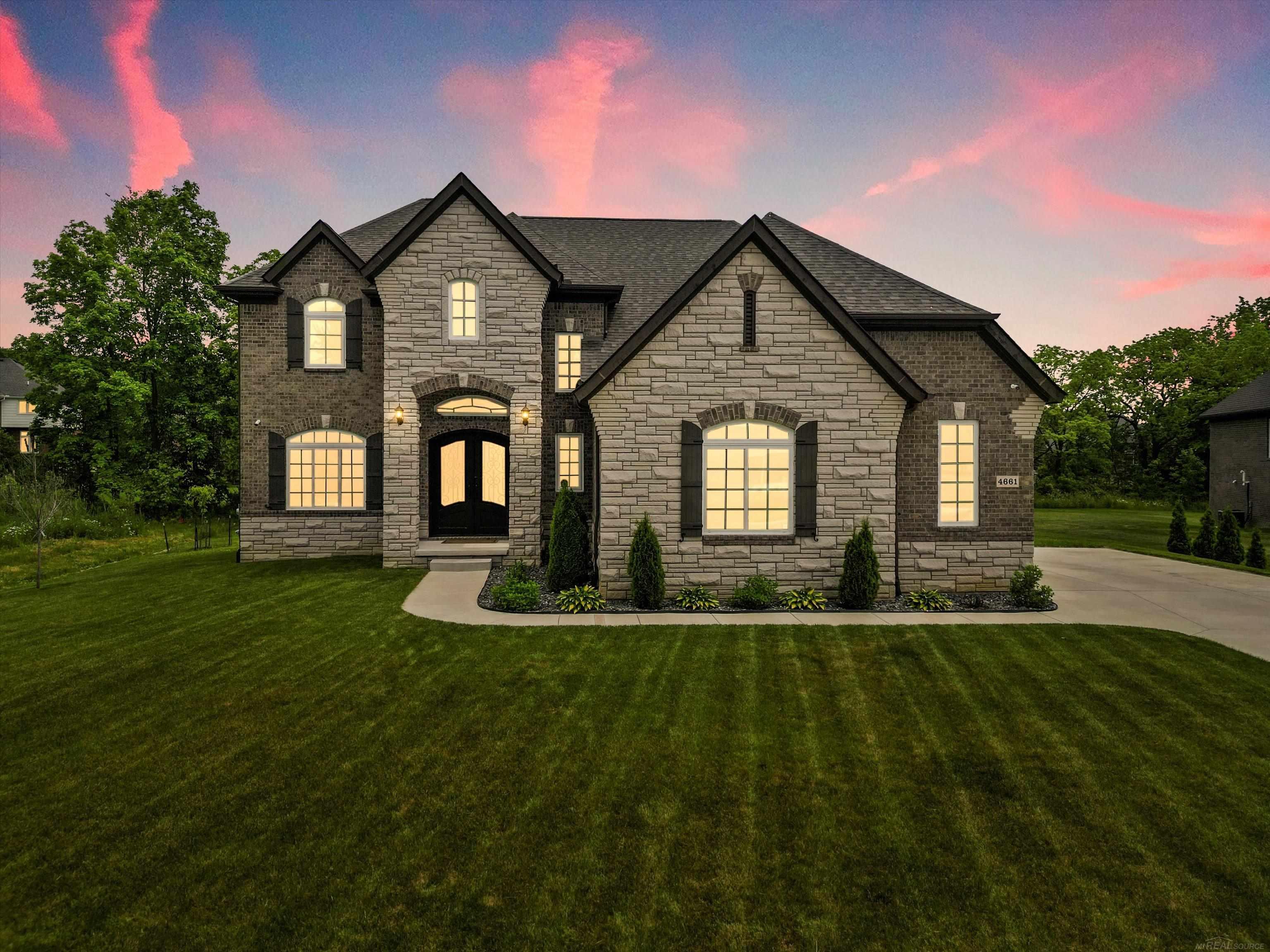 4661 Applewood Court