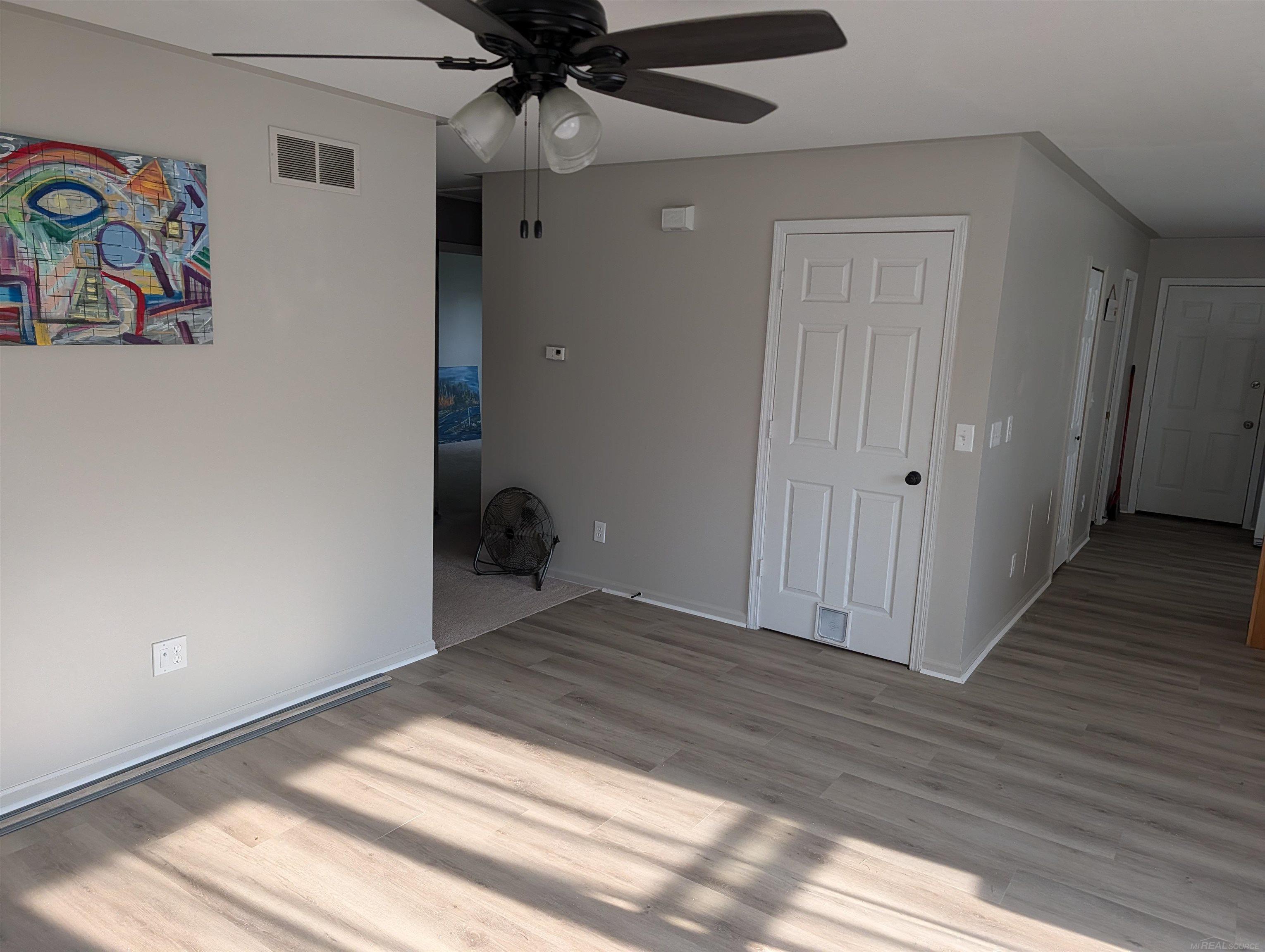 2275 Lincoln Manor Drive