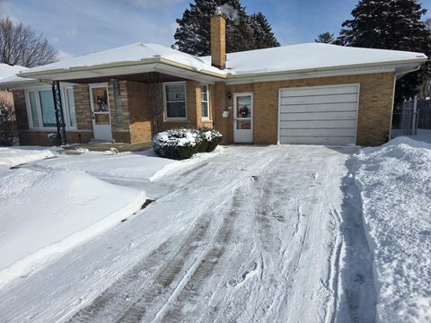 23382 Masch Avenue Warren City MI 48091