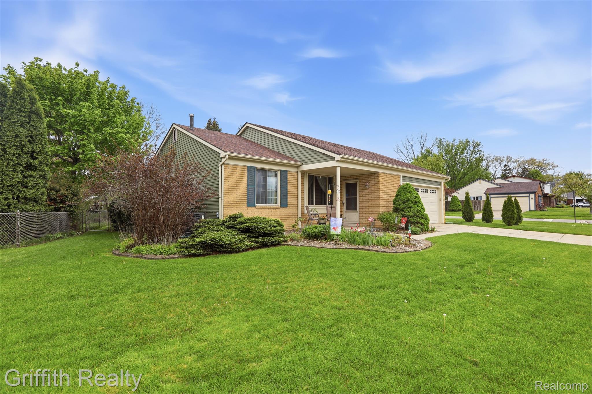 779 Oak Ridge Drive