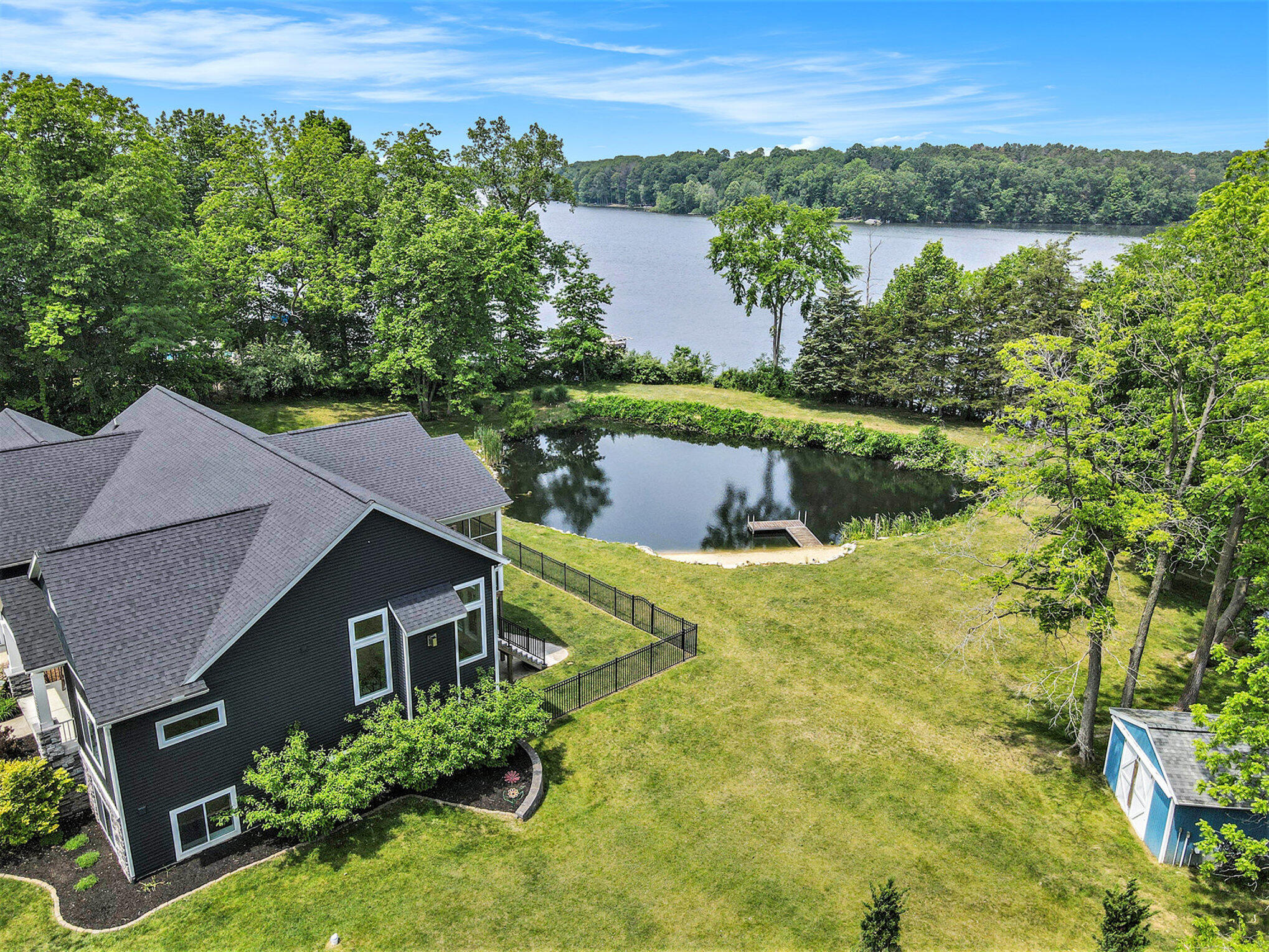 3589 Shoreline Drive