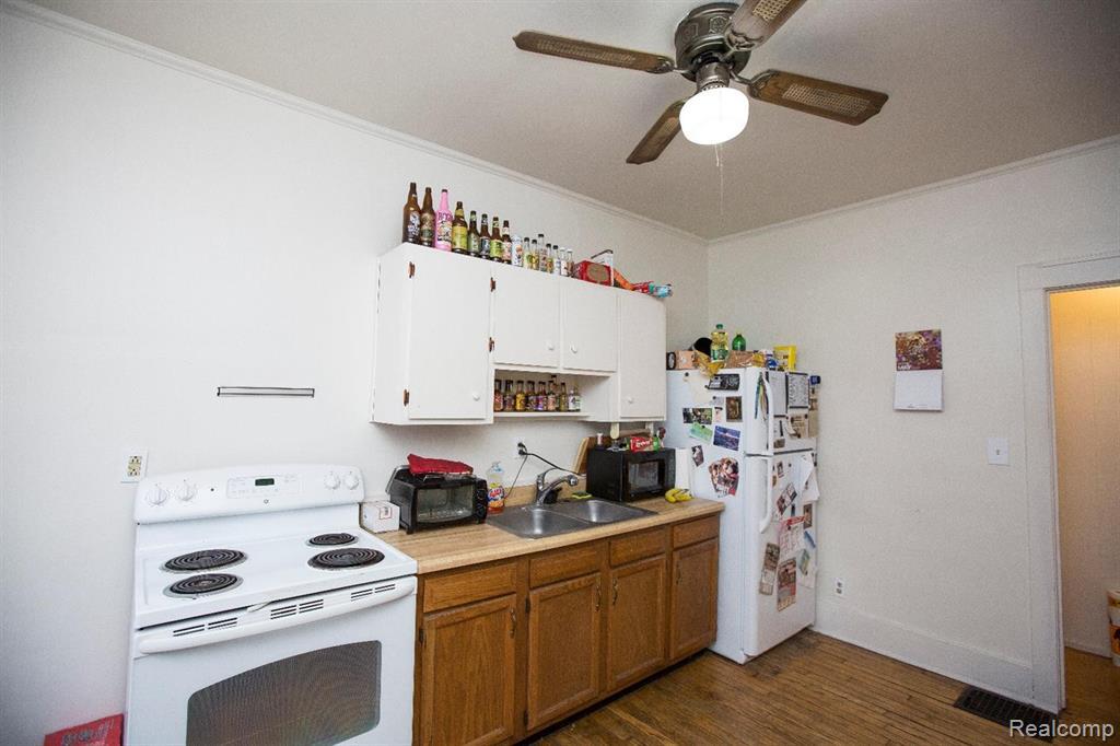 430 N Adams Street N