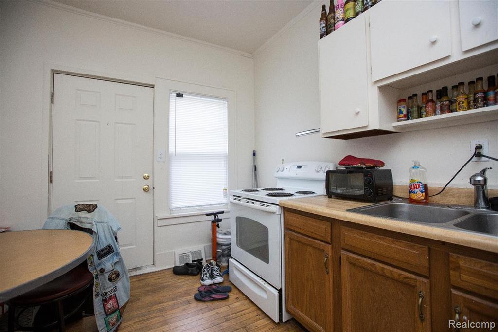 430 N Adams Street N