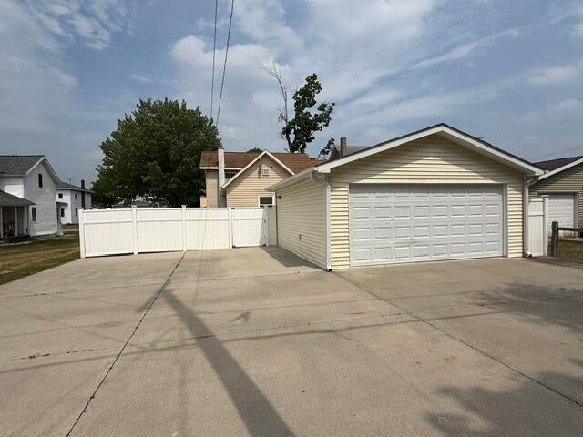117 N 3rd Avenue