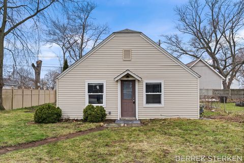 172 Reed Avenue Holland Charter Township MI 49423