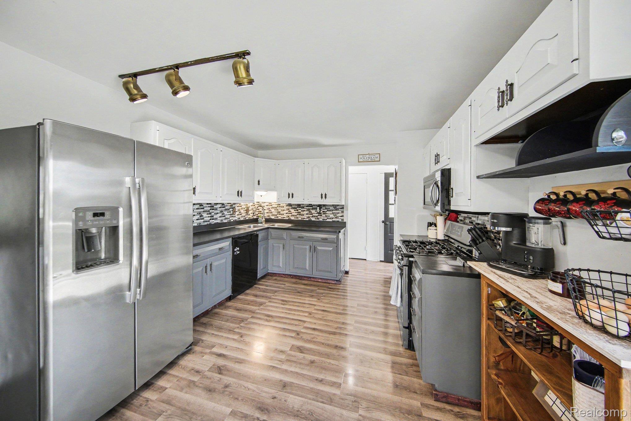 119 Diversy Drive