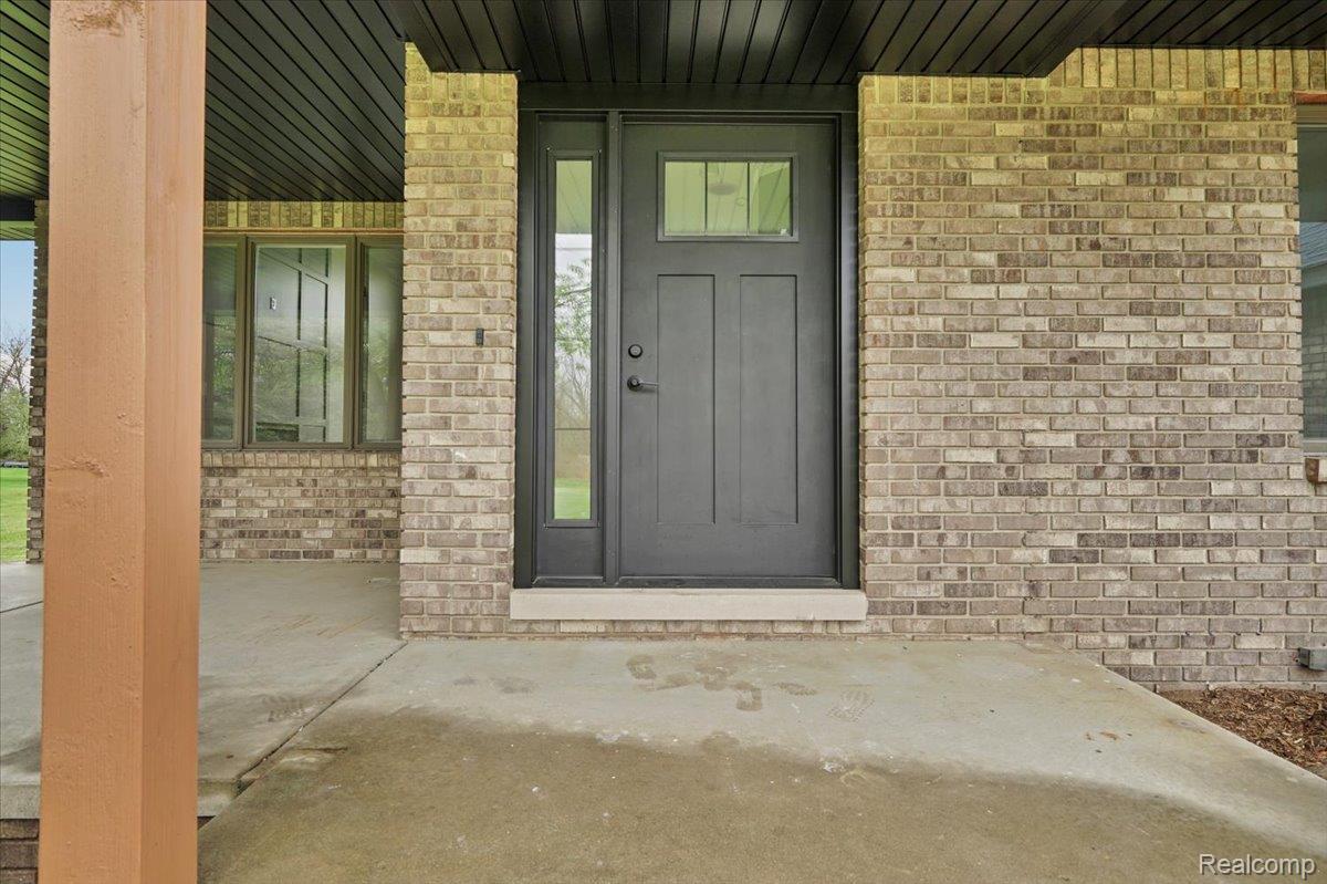 7341 Wood Pointe Drive