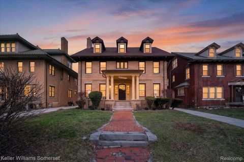 1986 W Boston Boulevard Detroit City MI 48206