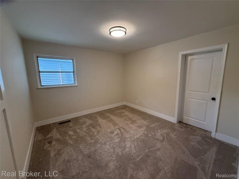Tiny photo for 21920 Fern Street, Oak Park City, MI 48237 (MLS # 20261070059)