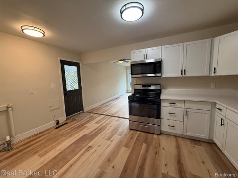 Tiny photo for 21920 Fern Street, Oak Park City, MI 48237 (MLS # 20261070059)