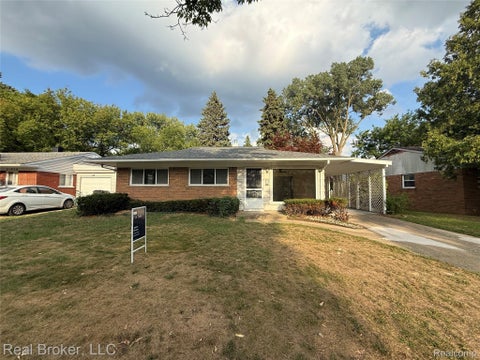 Tiny photo for 21920 Fern Street, Oak Park City, MI 48237 (MLS # 20261070059)