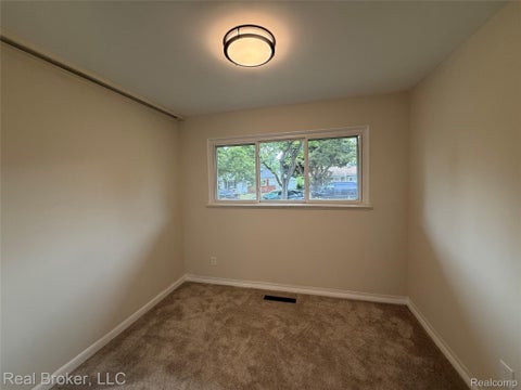 Tiny photo for 21920 Fern Street, Oak Park City, MI 48237 (MLS # 20261070059)