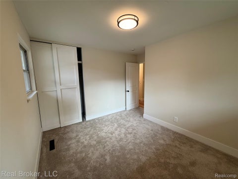 Tiny photo for 21920 Fern Street, Oak Park City, MI 48237 (MLS # 20261070059)