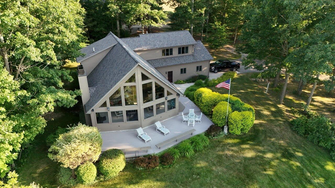 4821 Crescent Beach Road