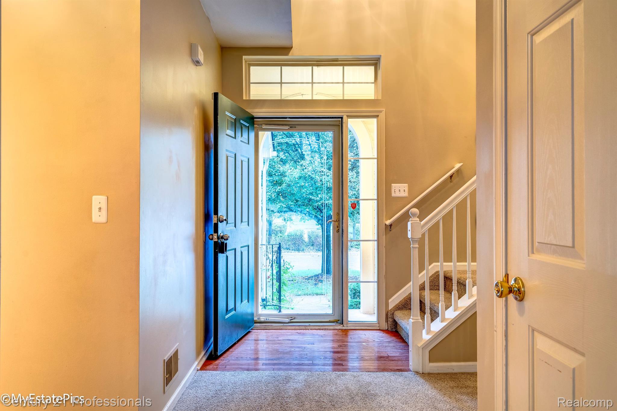 2195 PRESERVE Circle E 97