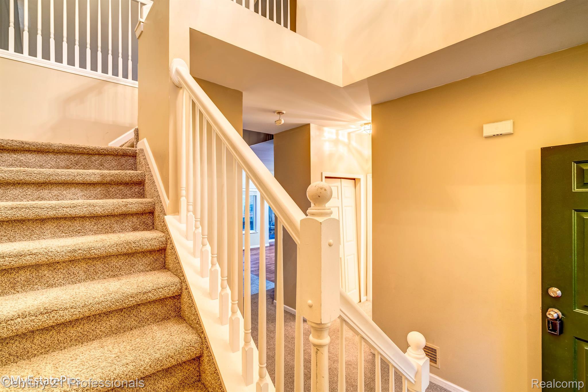 2195 PRESERVE Circle E 97
