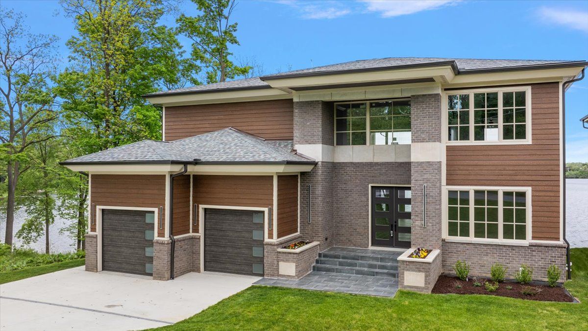 1760 HAMILTON Drive