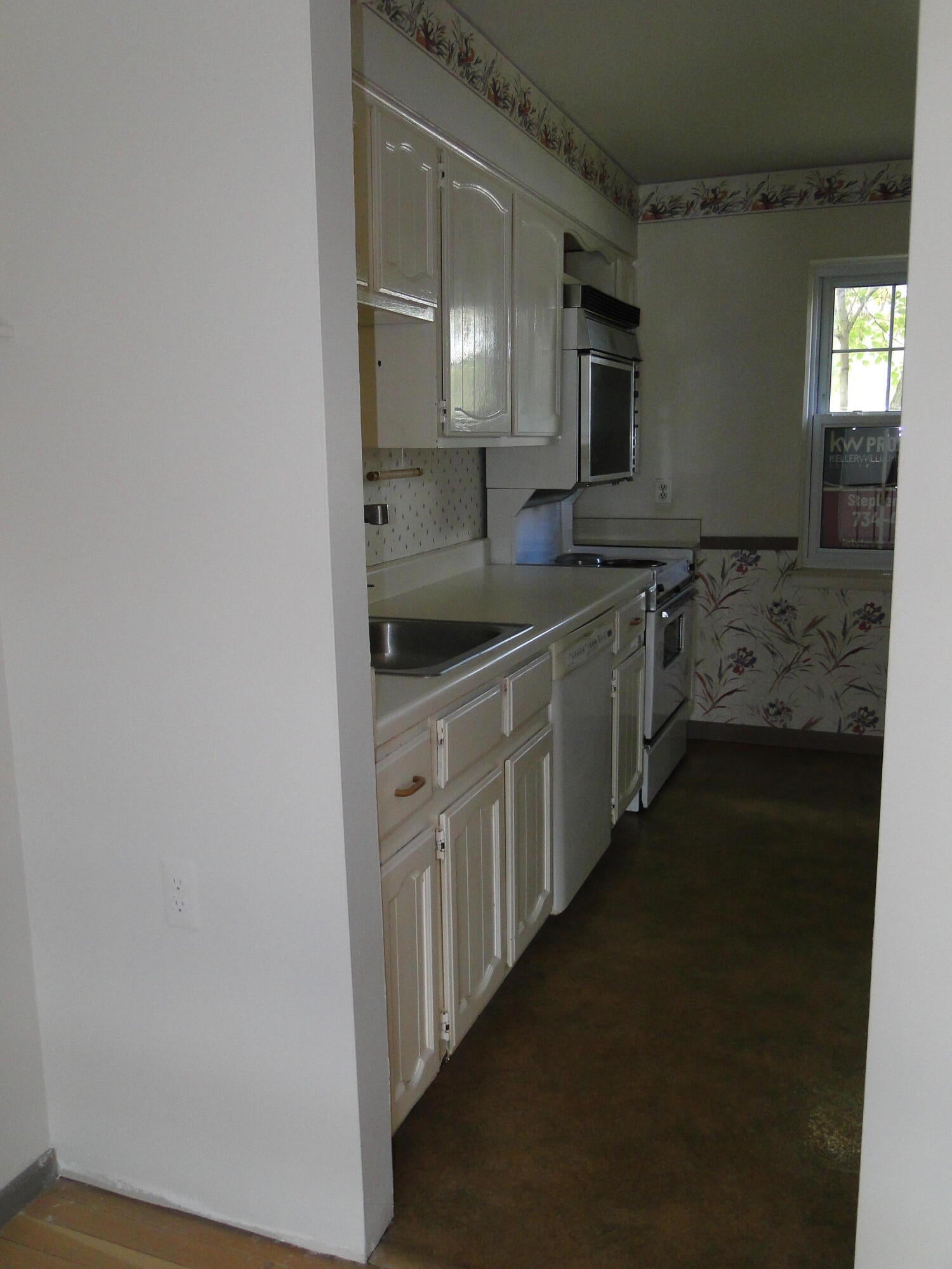 19528 Mann Court