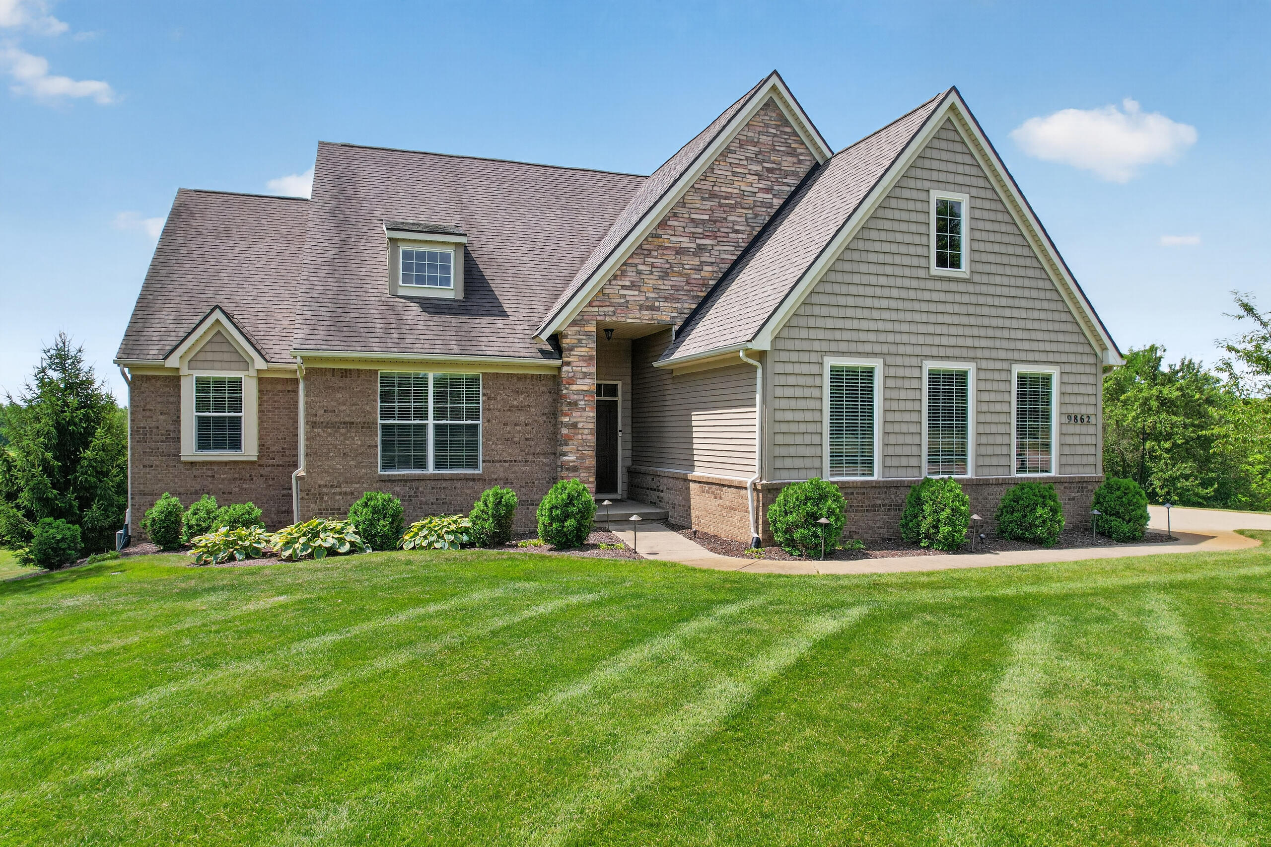 9862 Dublin Drive
