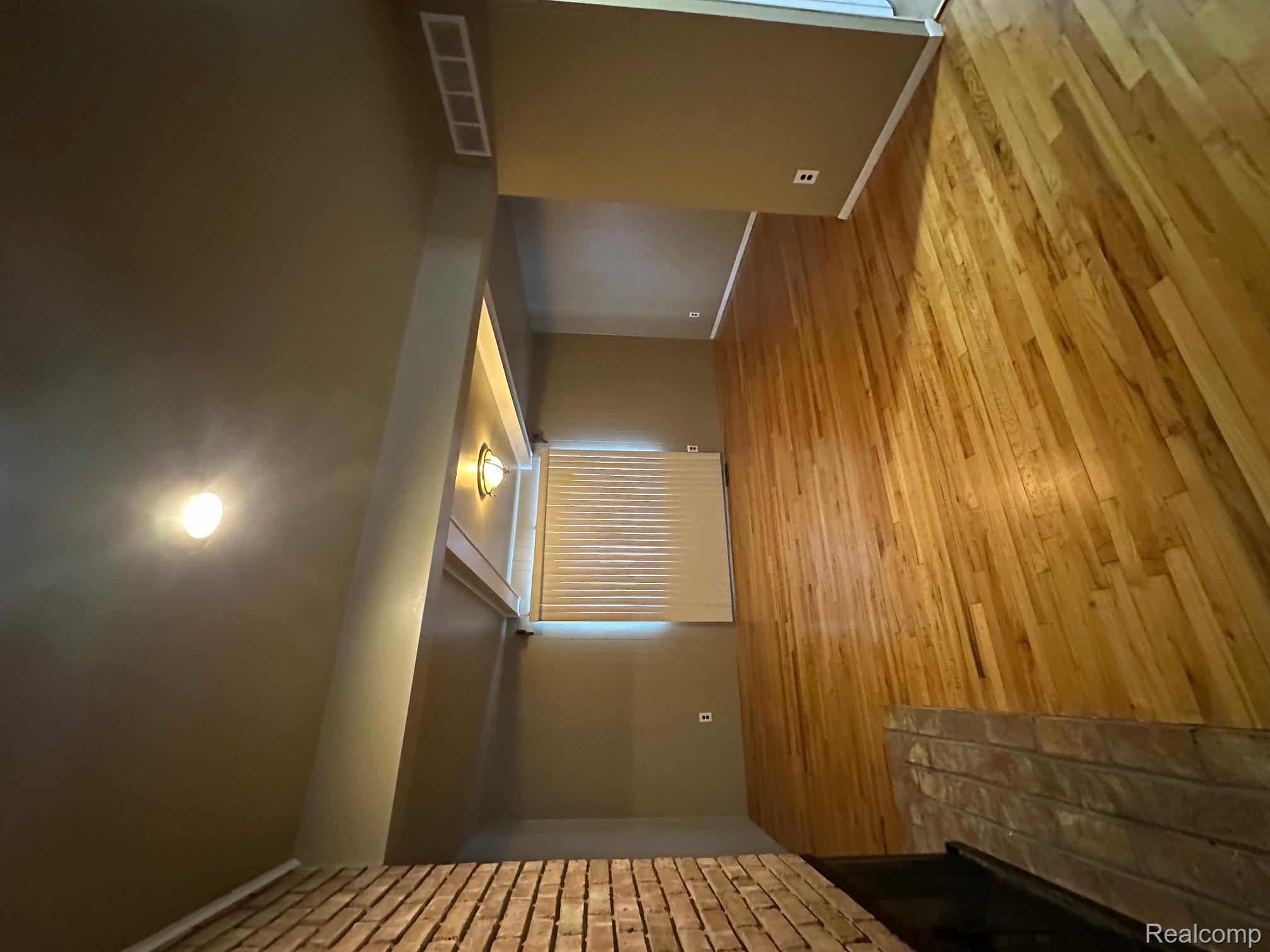 16236 Fairfax Street