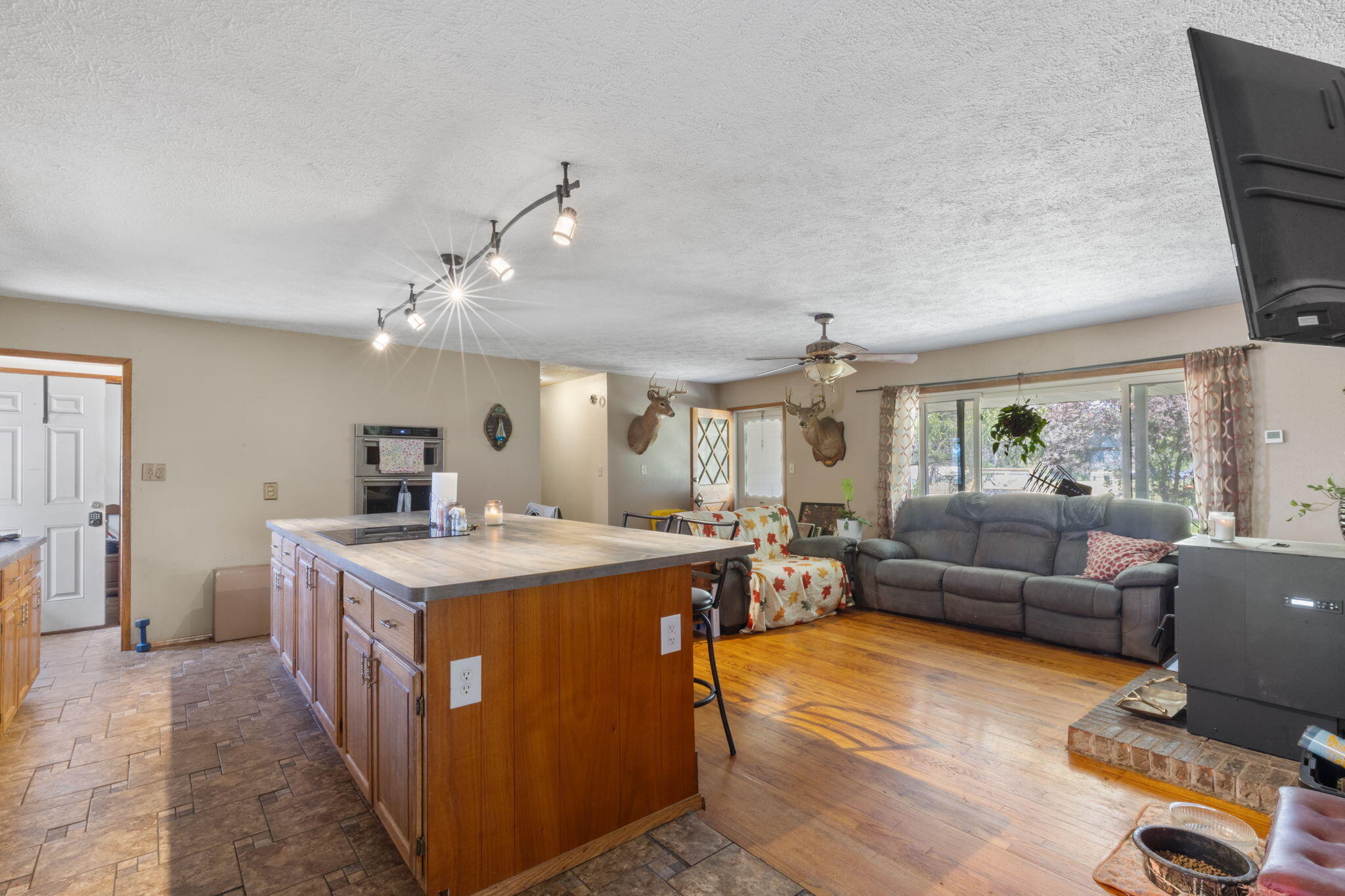 2780 Beebe Road