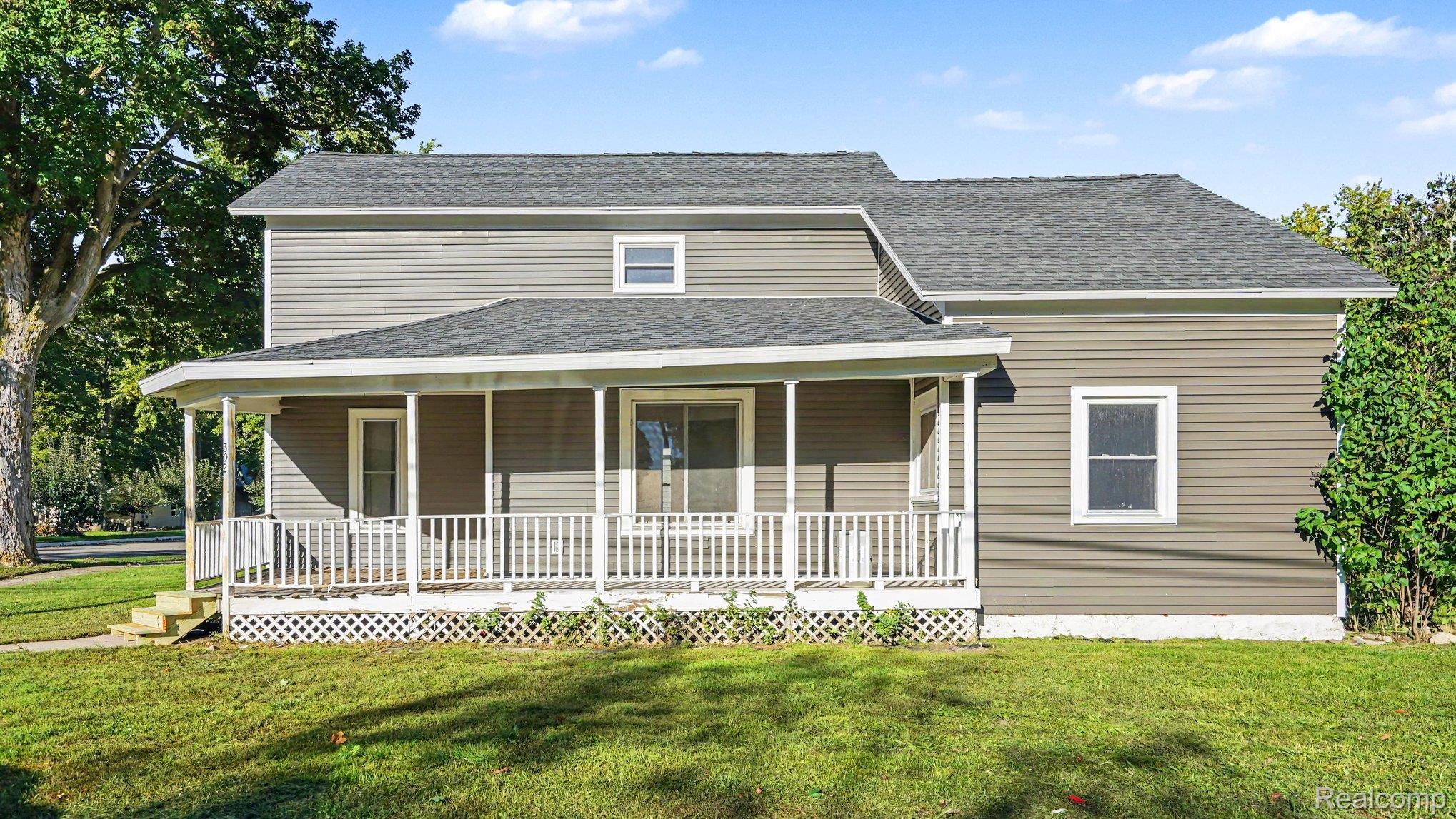 302 W Orchard Avenue