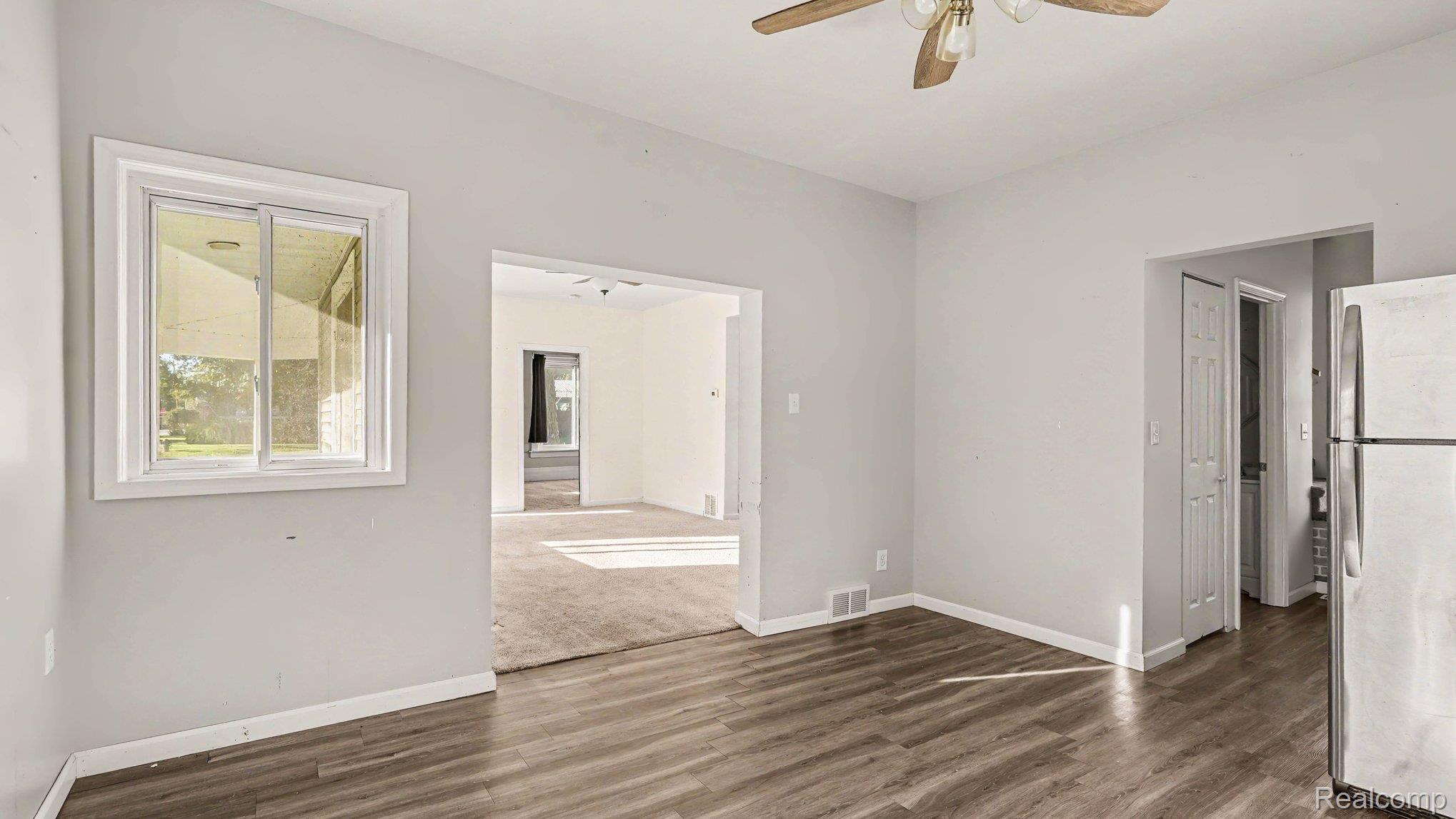 302 W Orchard Avenue