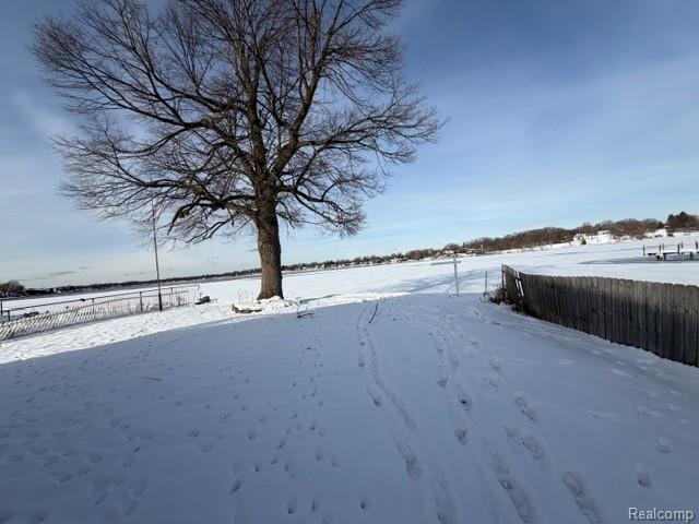 4390 Cass Elizabeth Road