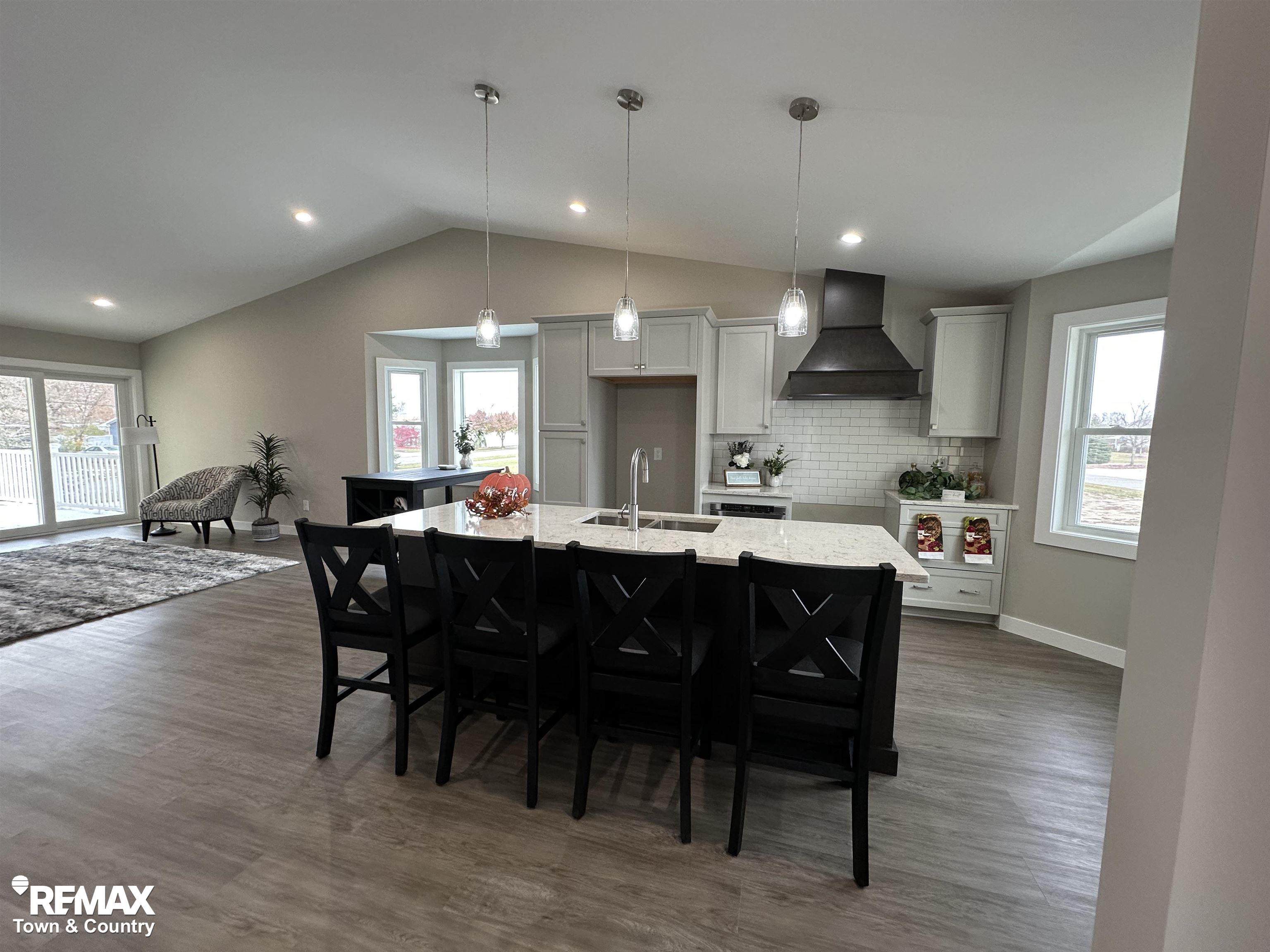 1473 Mallard Circle