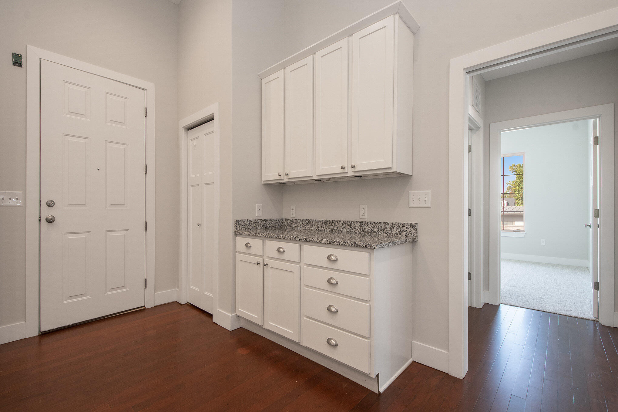 735 Bagley Avenue SE 8