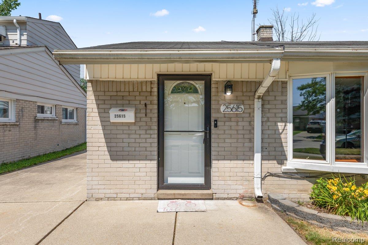 25615 Miracle Drive