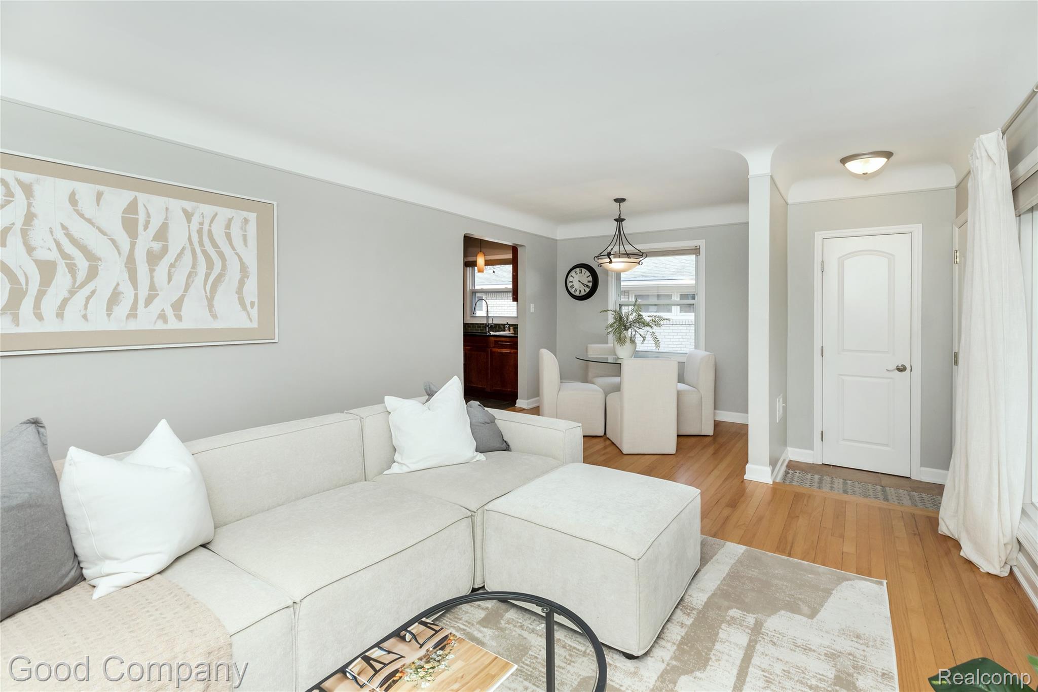 702 Orchard View Drive