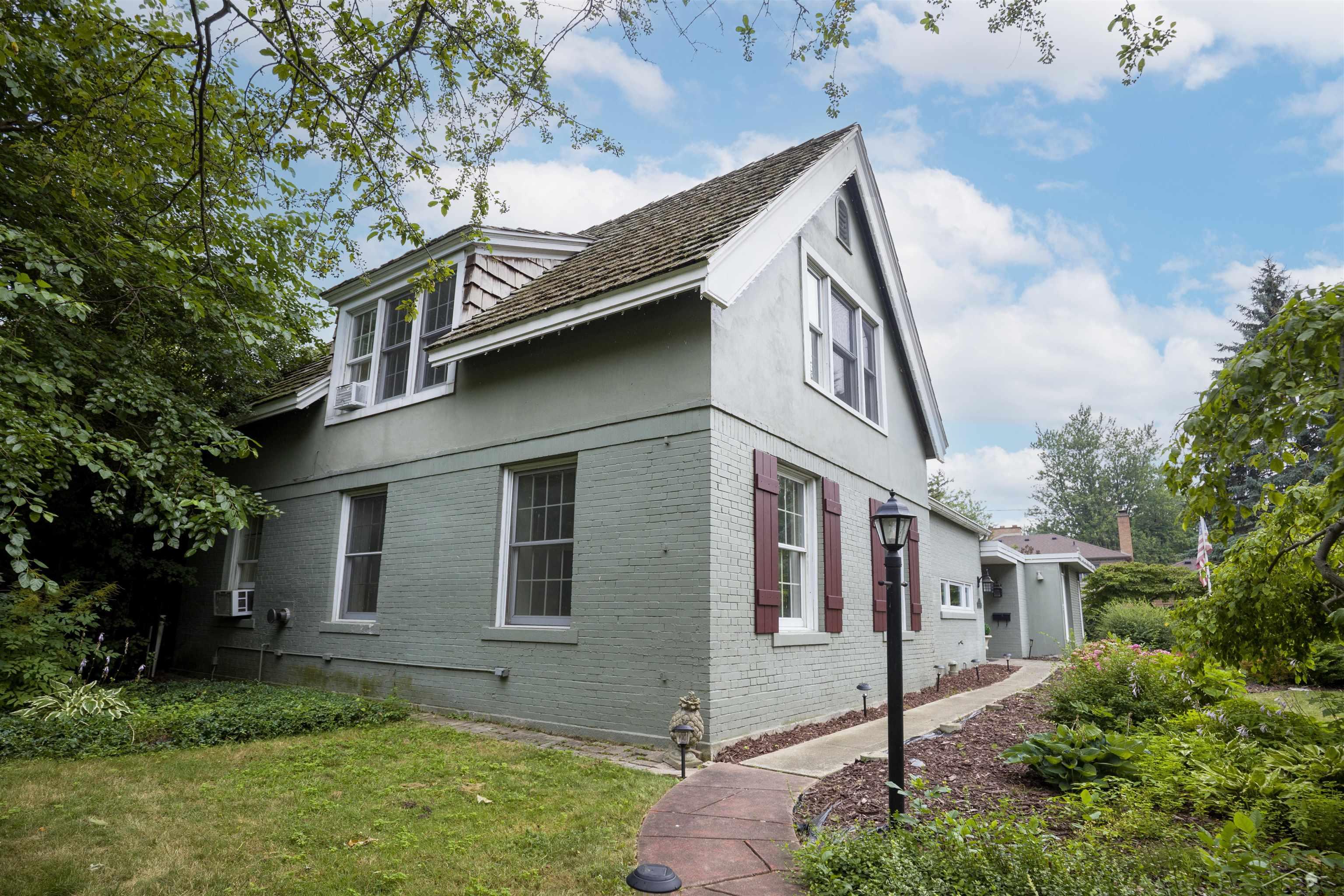 1 Nelson Lane