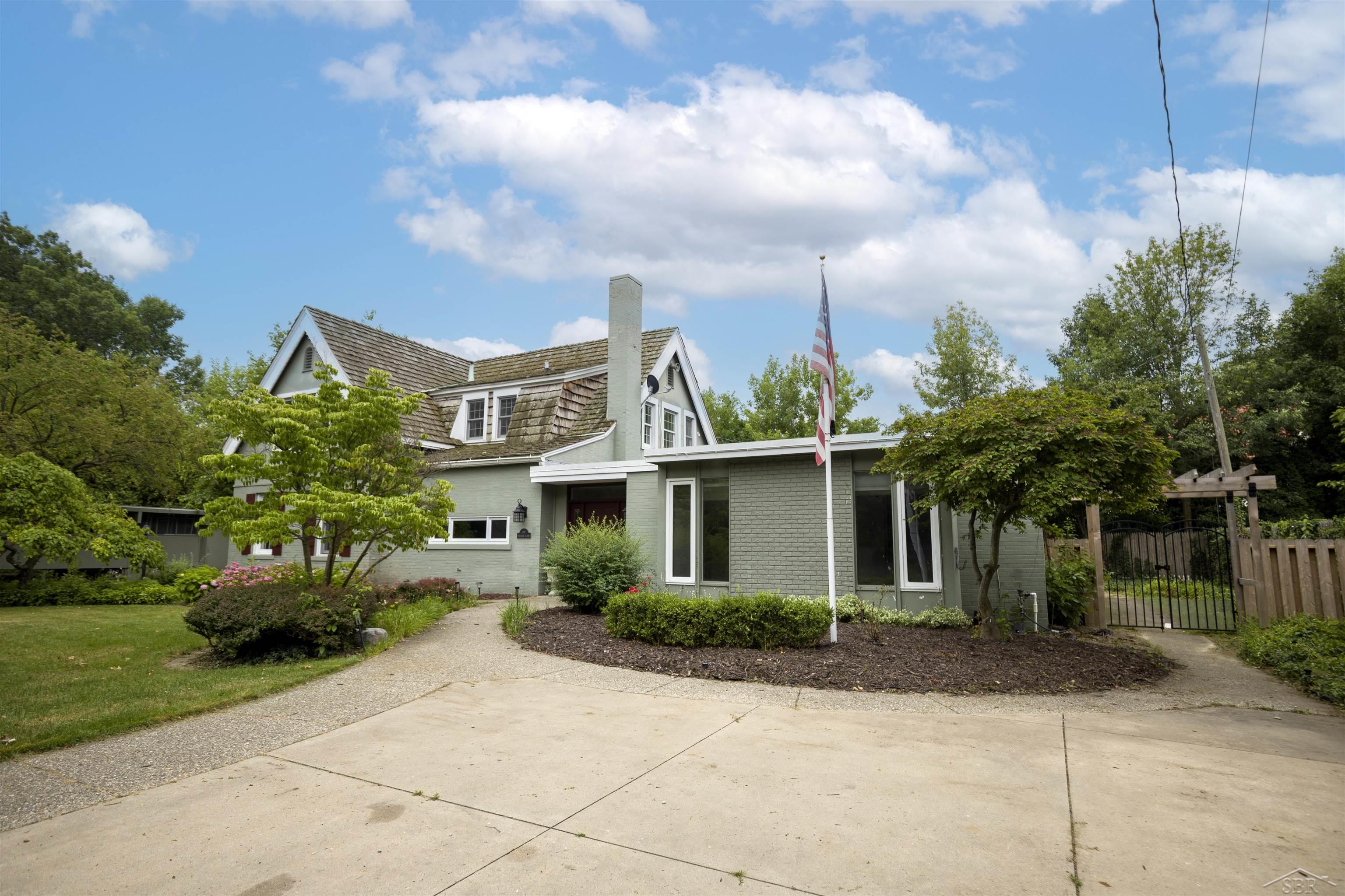 1 Nelson Lane