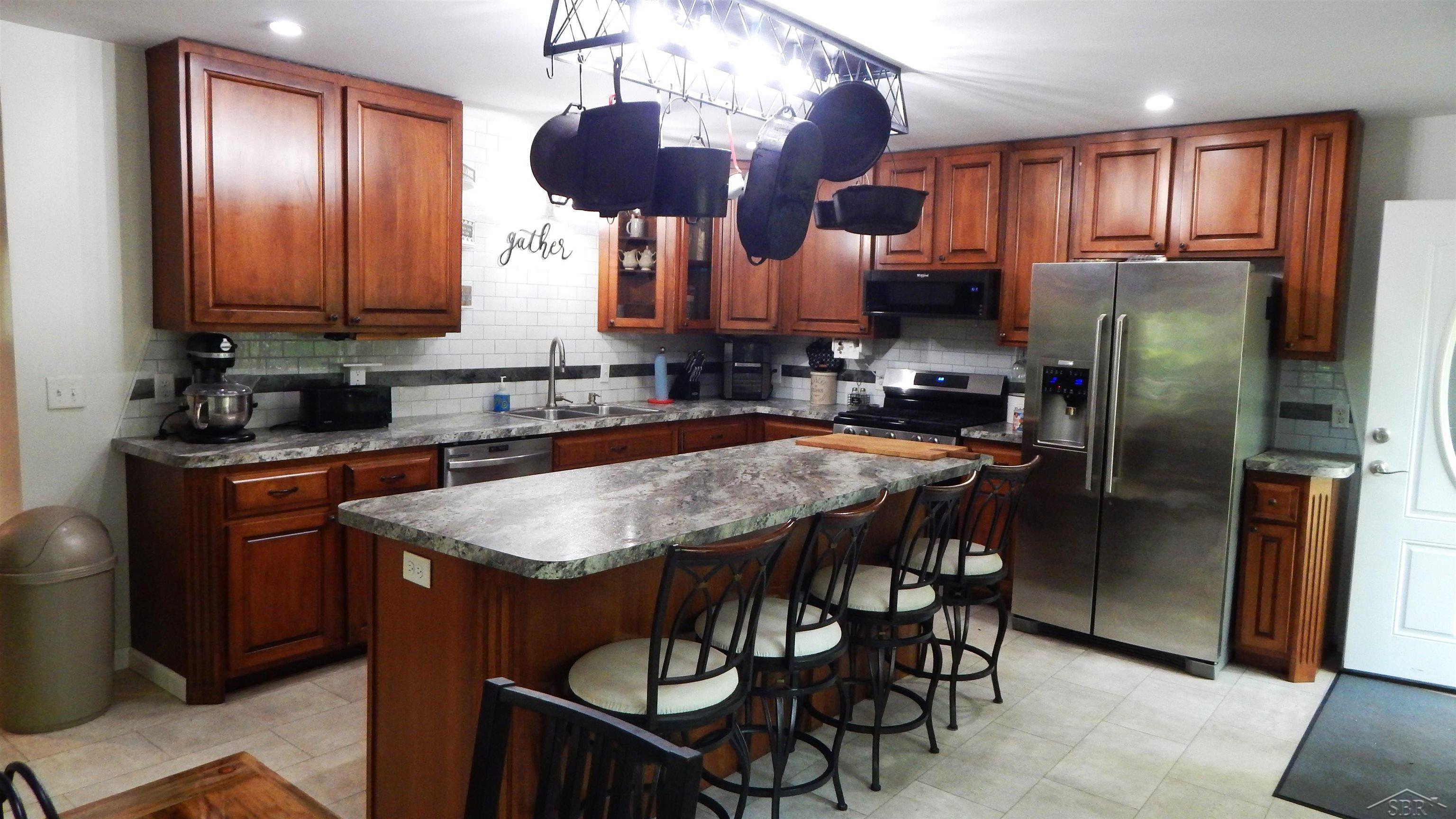 1252 W Erickson Road