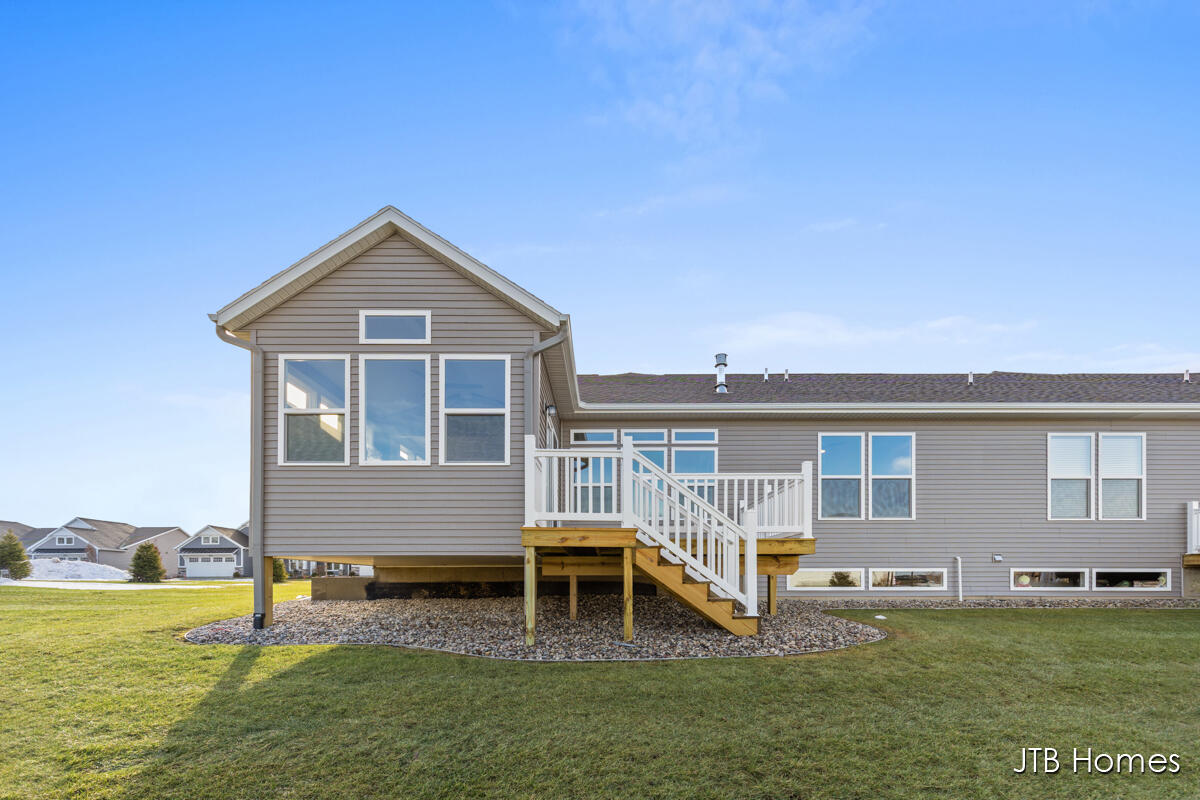 7603 Brook Villa Court 17