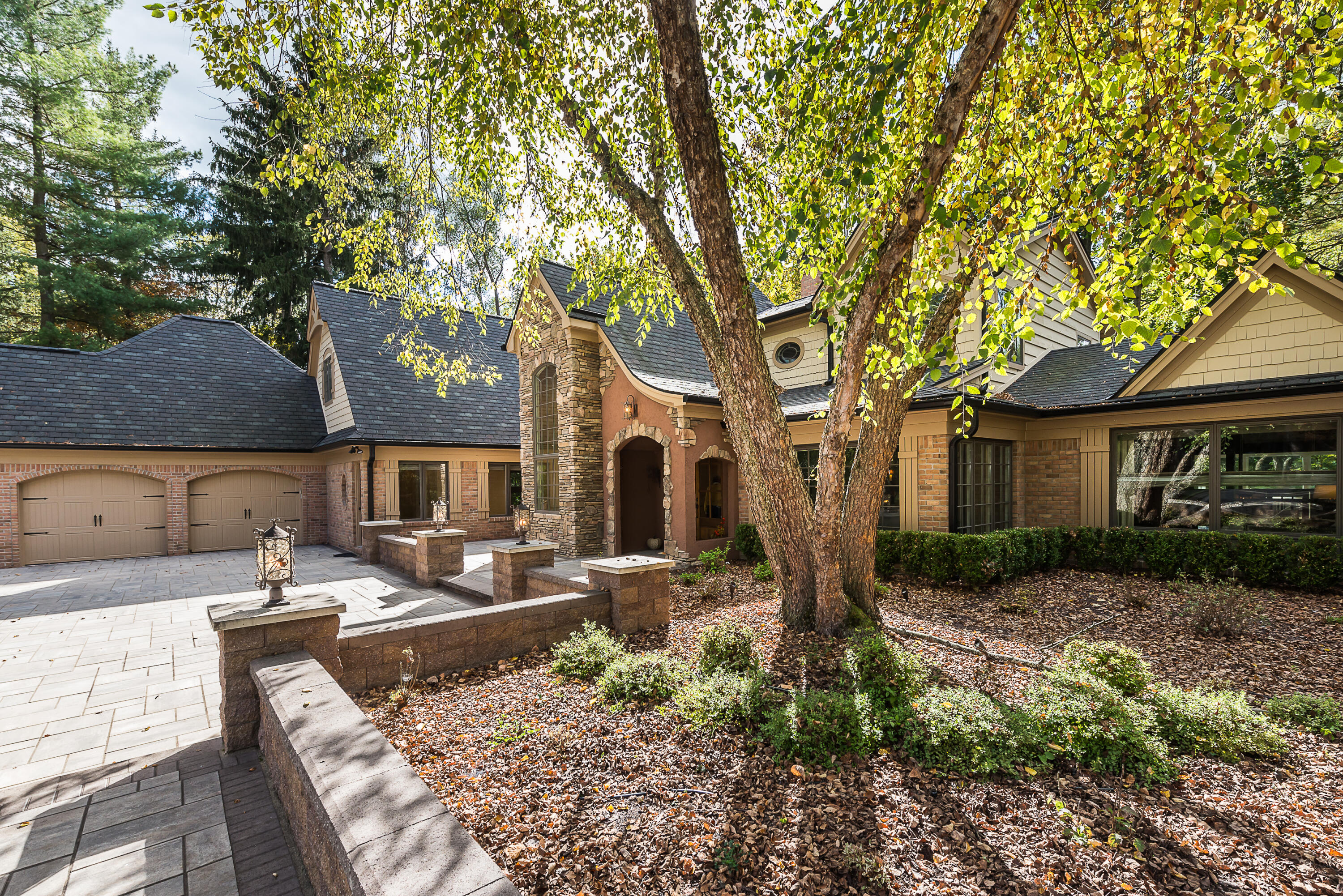 2891 Gale Road