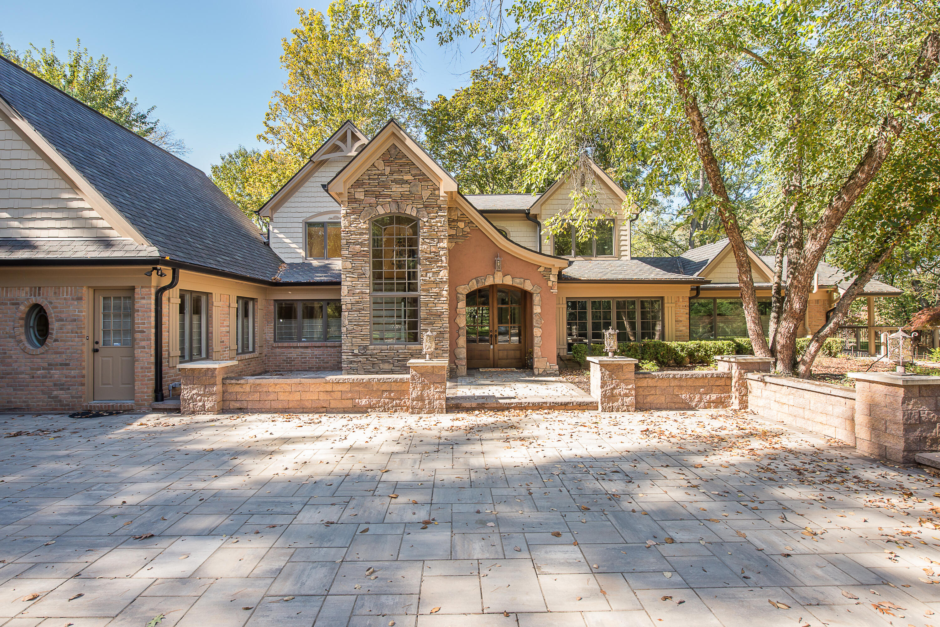 2891 Gale Road