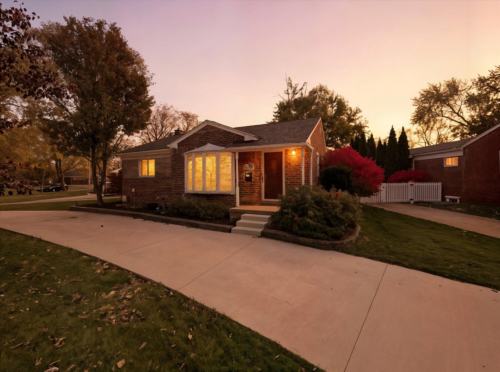 28035 N Clements Circle