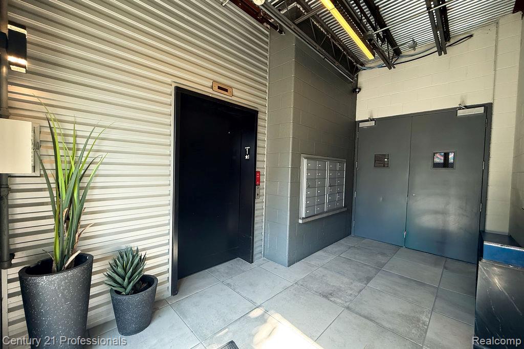 100 N Center Street 306