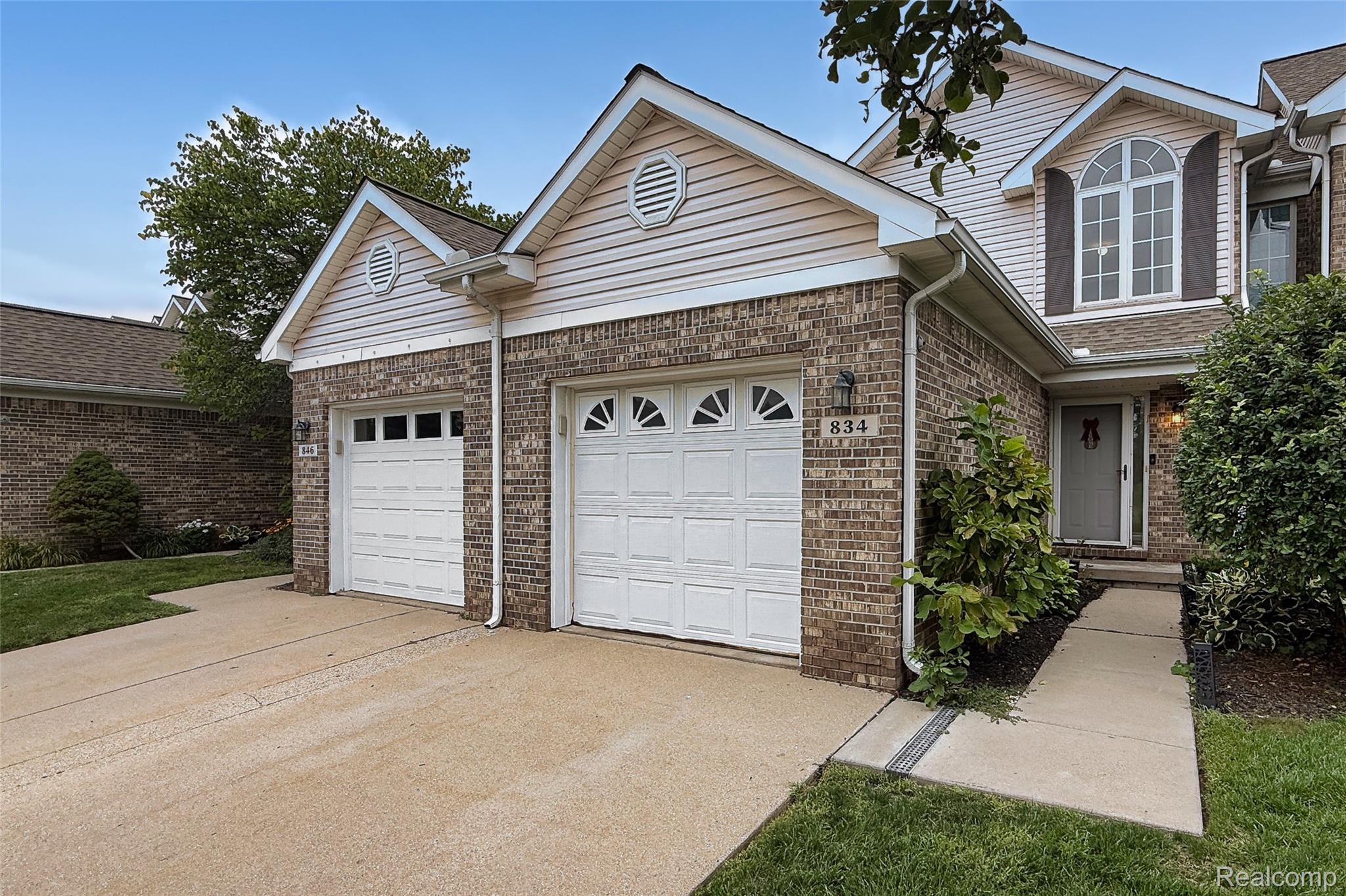 834 Natures Cove Court