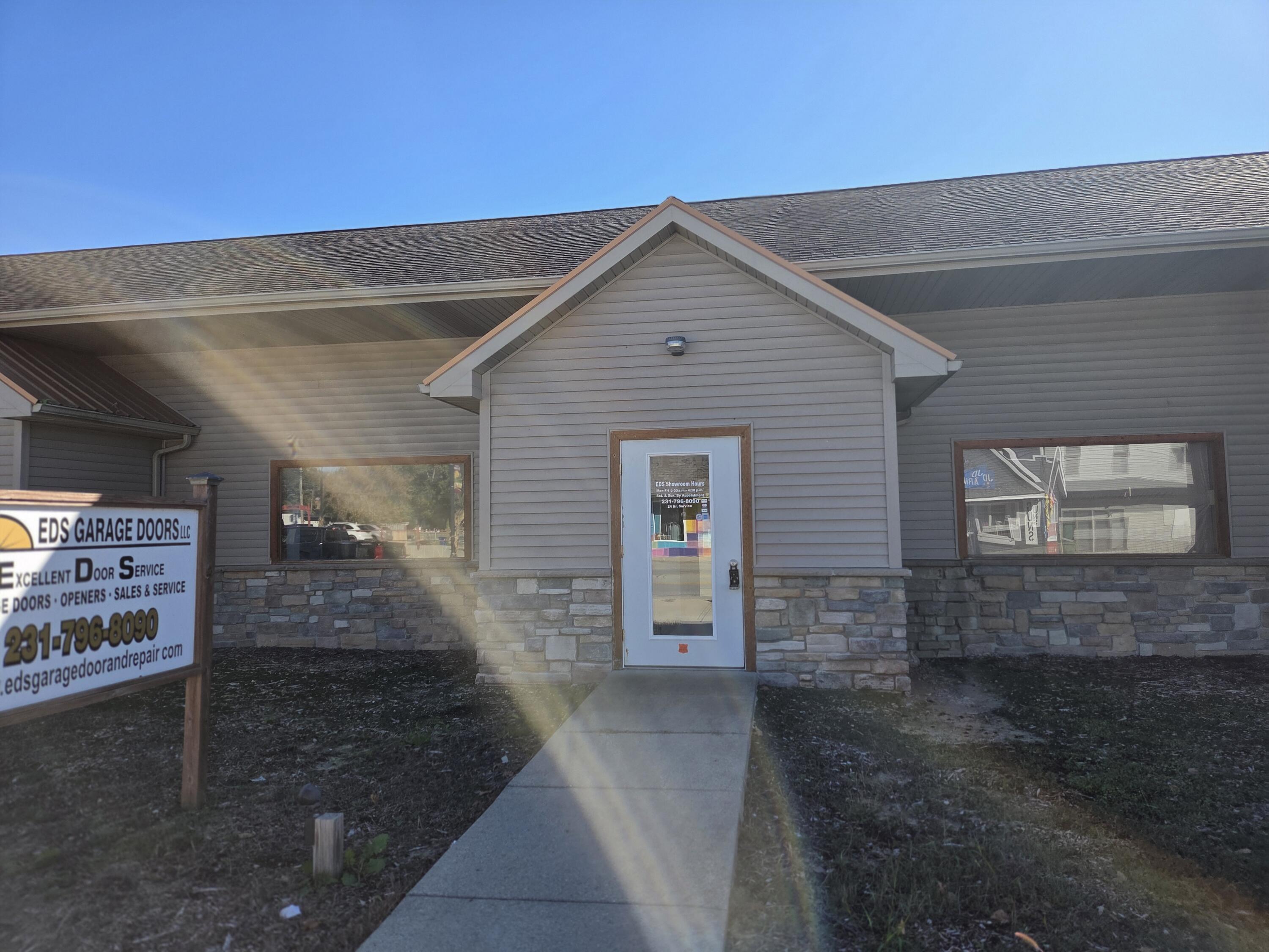 165 W Wheatland Avenue