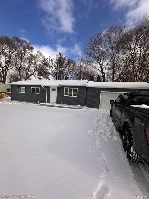 Photo of 4121 Atwell, Dryden Village, MI 48428 (MLS # 20261027947)