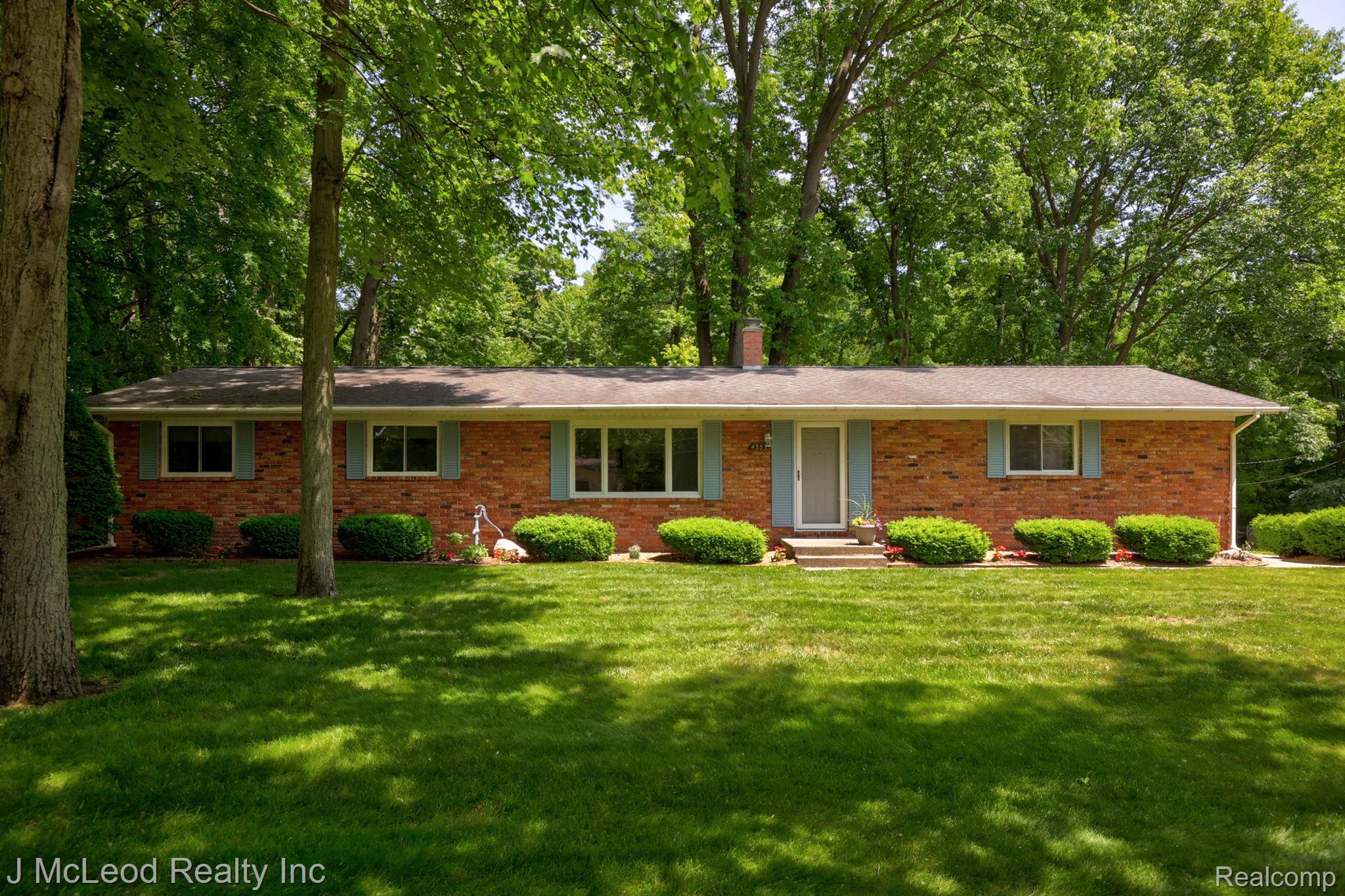 4353 Emerald Drive