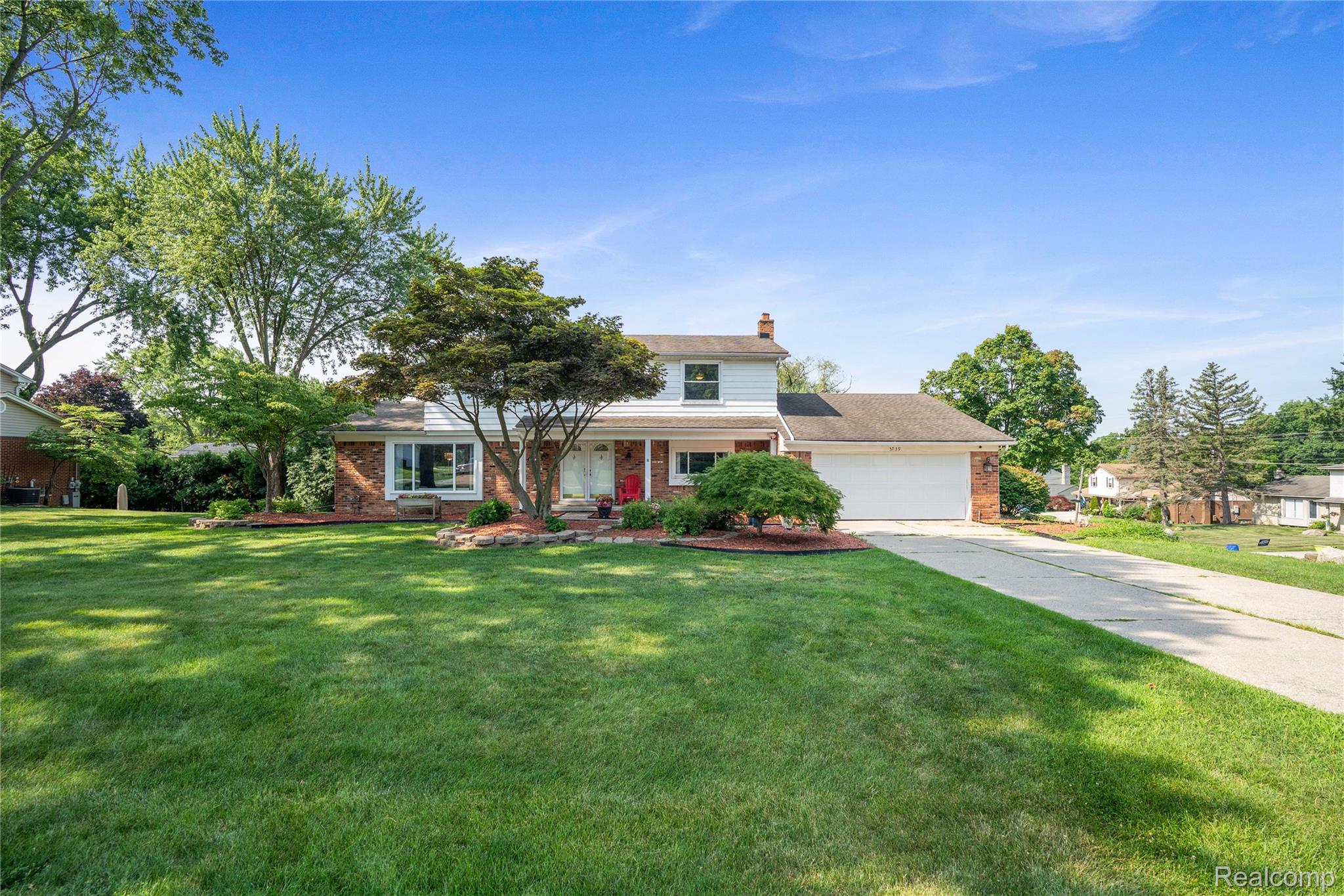 3739 Fife Lane