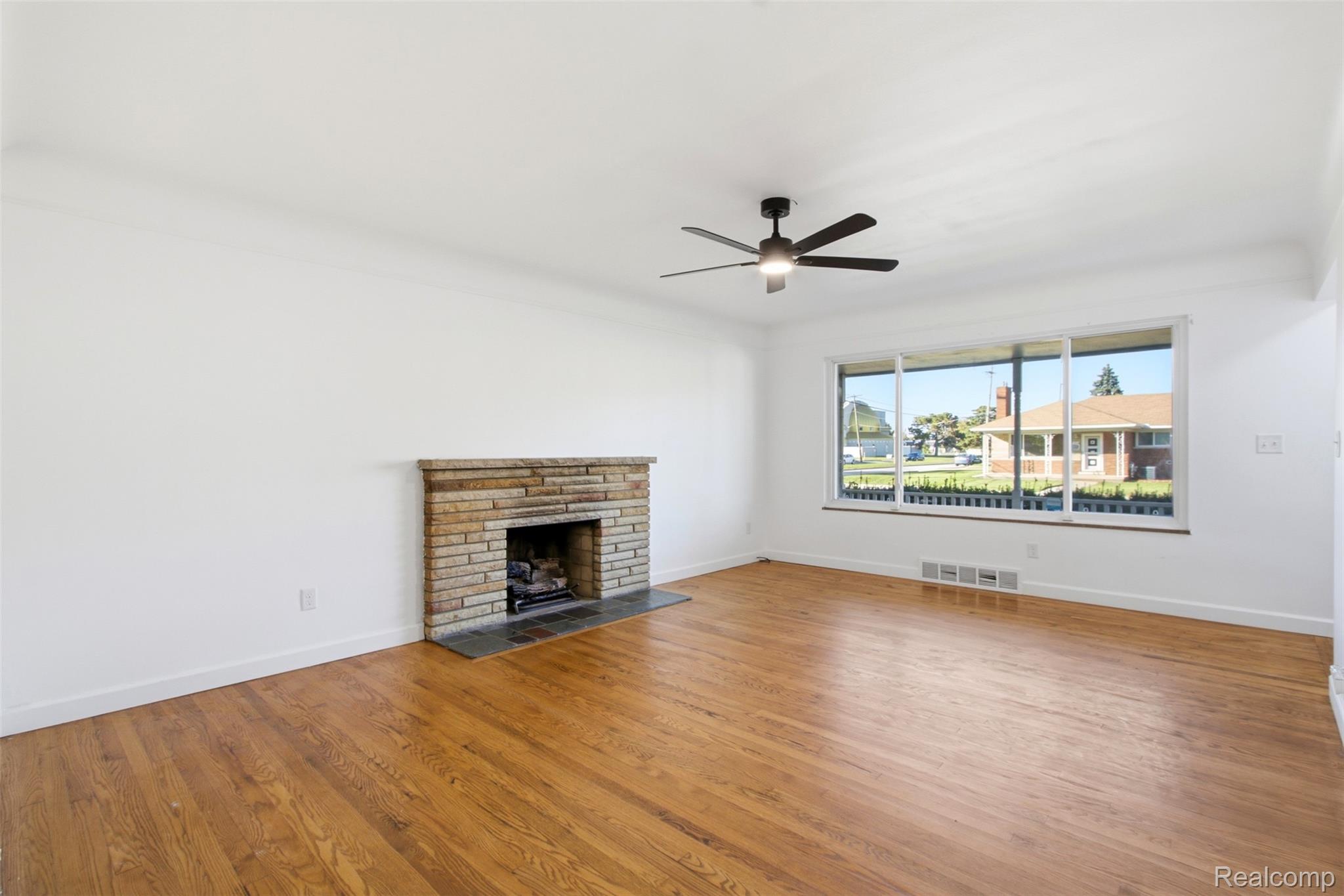 29130 Geraldine Court